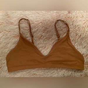 Nude Barre Bralette — 11AM